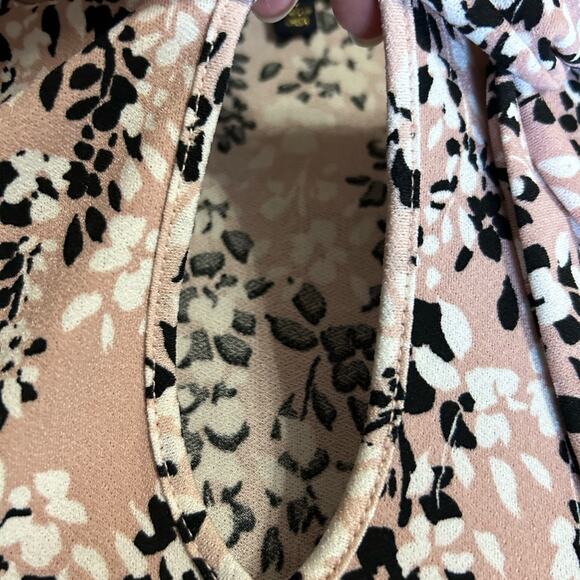 Adrienne Vittadini blouse - Picture 7 of 9